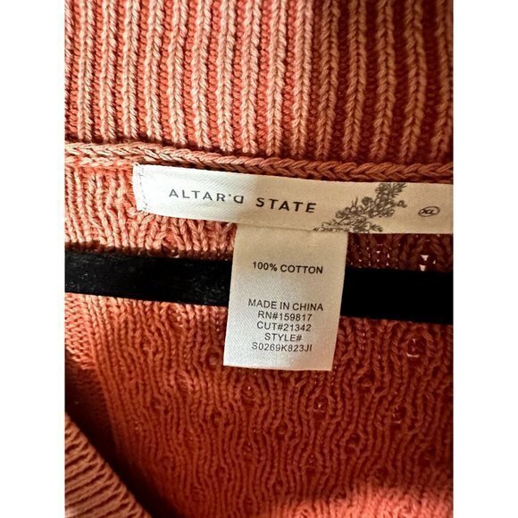 ALTR'D STATE LADIES CORAL PINK V-NECK SWEATER SZ (XL) NEW WITH TAGS - Picture 4 of 5